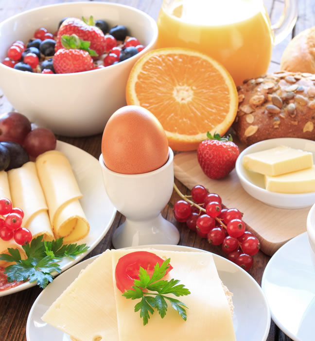 Reichhaltiges Frühstücksbuffet