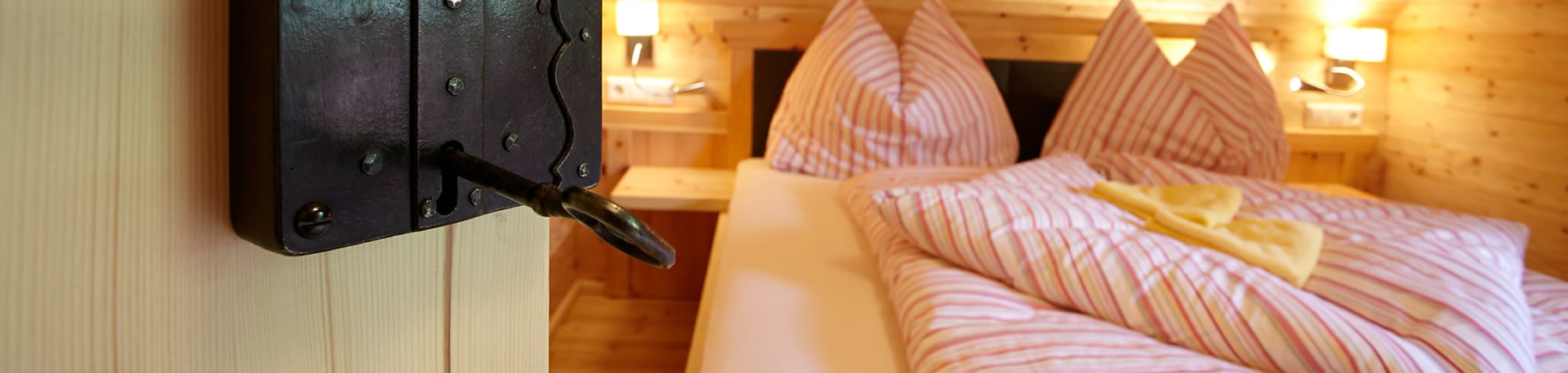 Schlafzimmer im Bergdorf Riesner
